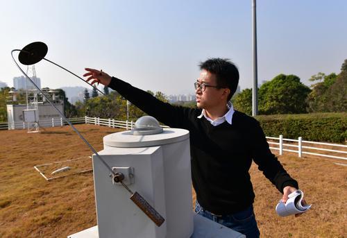 中山+：坚守！气象测报员吴道航：岗位虽小 责...